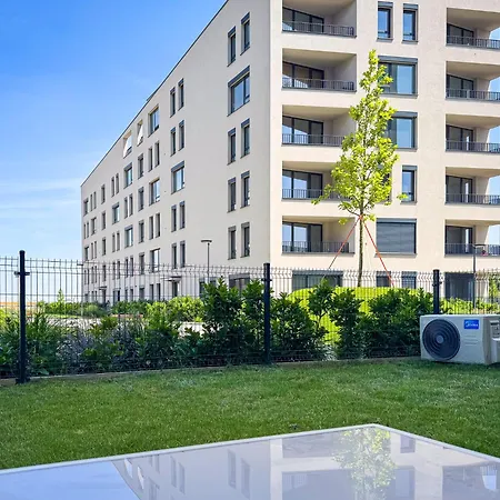 アパート Little Rome - 2 Bedroom With Garden And Free Parking