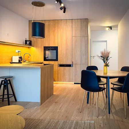 شقة Little Rome - 2 Bedroom With Garden And Free Parking *