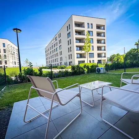 شقة Little Rome - 2 Bedroom With Garden And Free Parking *