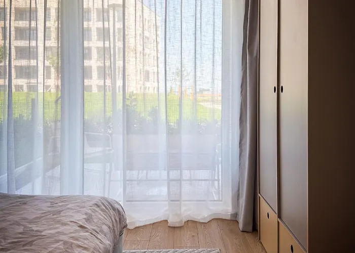 Little Rome - 2 Bedroom With Garden And Free Parking *