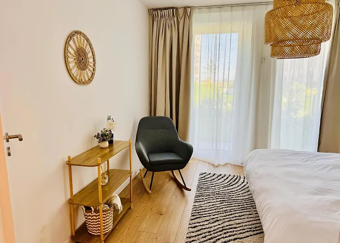 Daire Little Rome - 2 Bedroom With Garden And Free Parking *