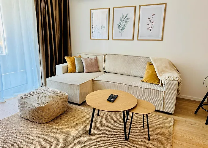 Daire Little Rome - 2 Bedroom With Garden And Free Parking